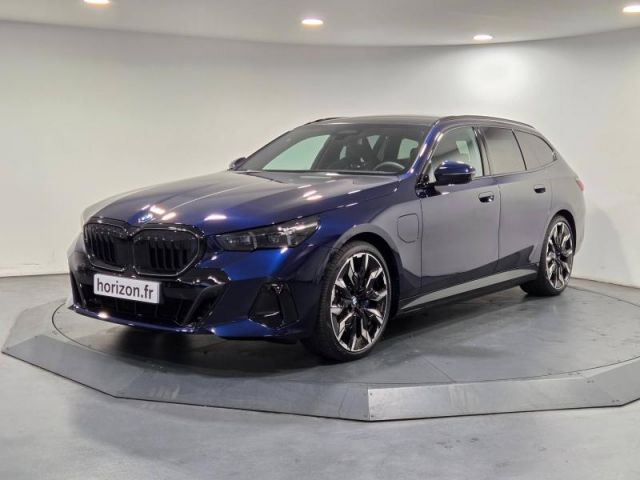 BMW 550e 489ch M Sport xDrive Touring
