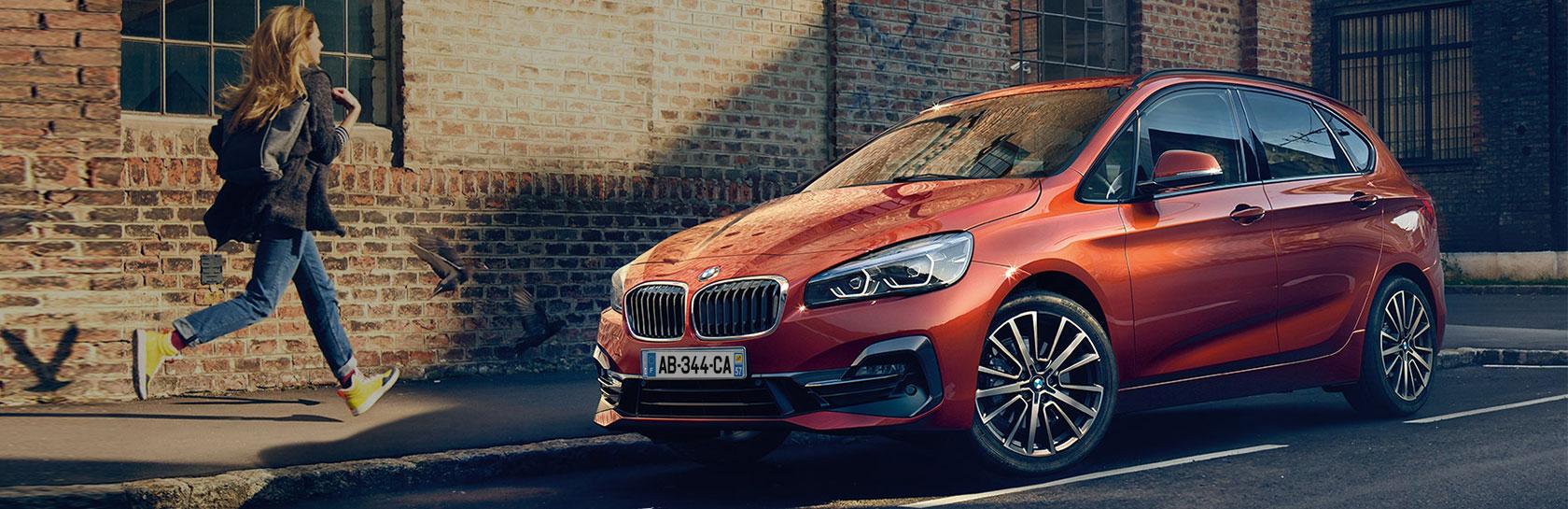 LOA BMW 216i 109 ch Active Tourer Lounge