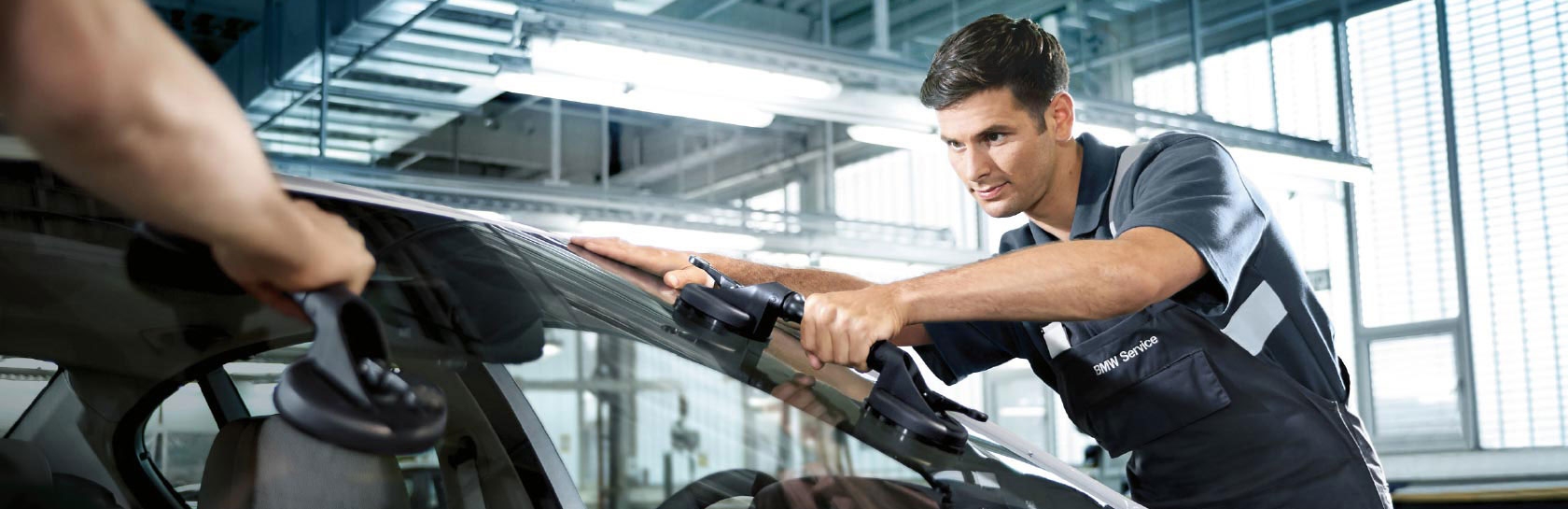 Pourquoi faire remplacer votre pare-brise chez BMW ?