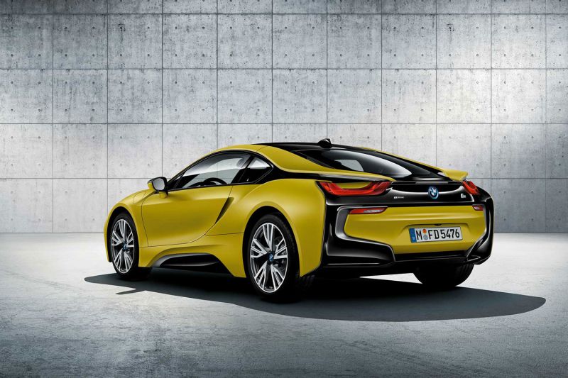 BMW i8 Protonic Frozen Yellow Édition