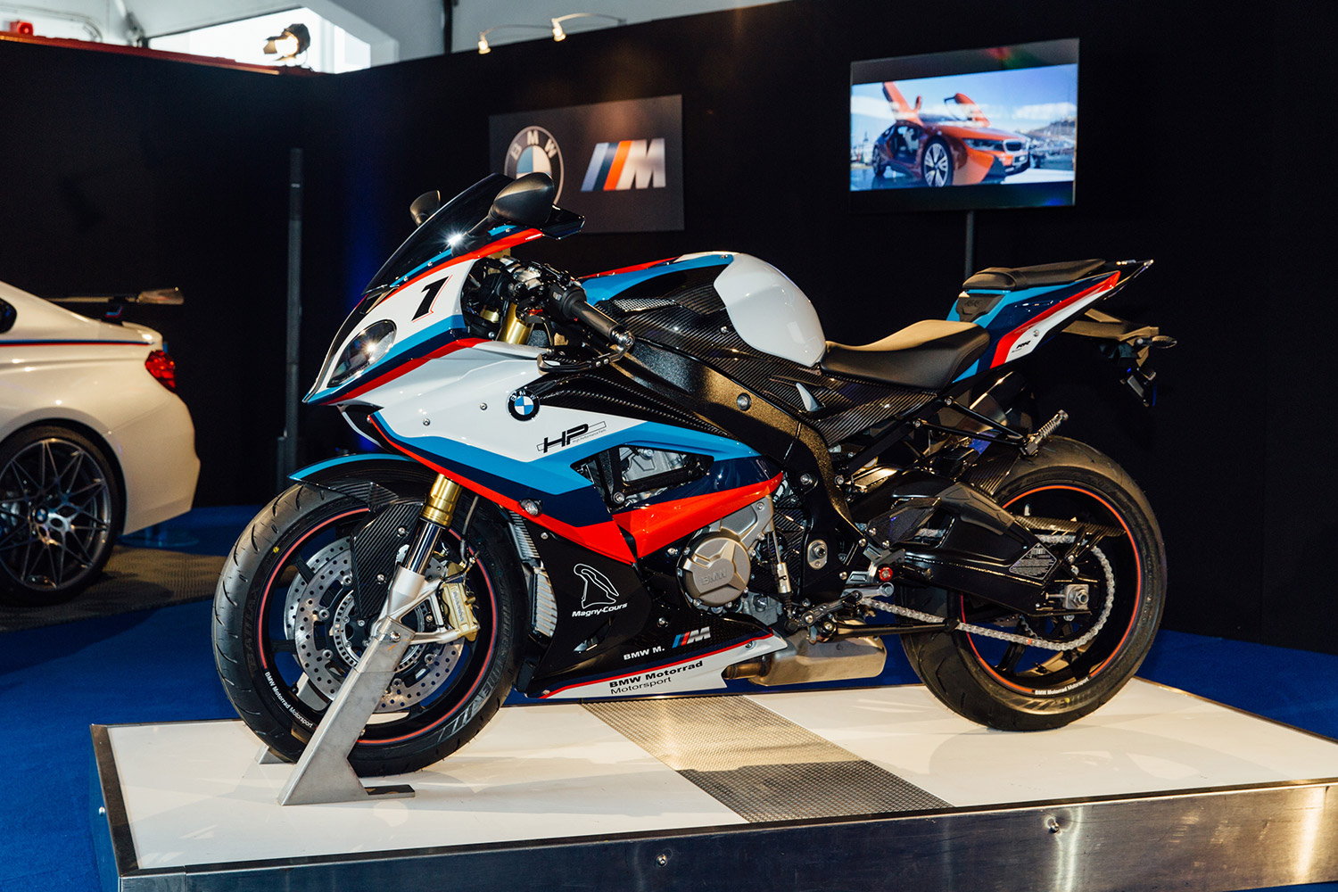 BMW partenaire du Circuit de Nevers Magny-Cours
